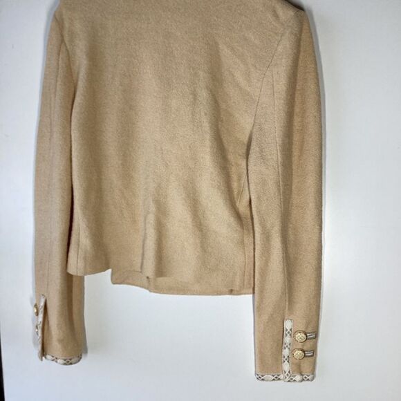 St. John Collection Beige Gold Button Cardigan Jacket Size 10 Elegant Knit - Picture 4 of 16